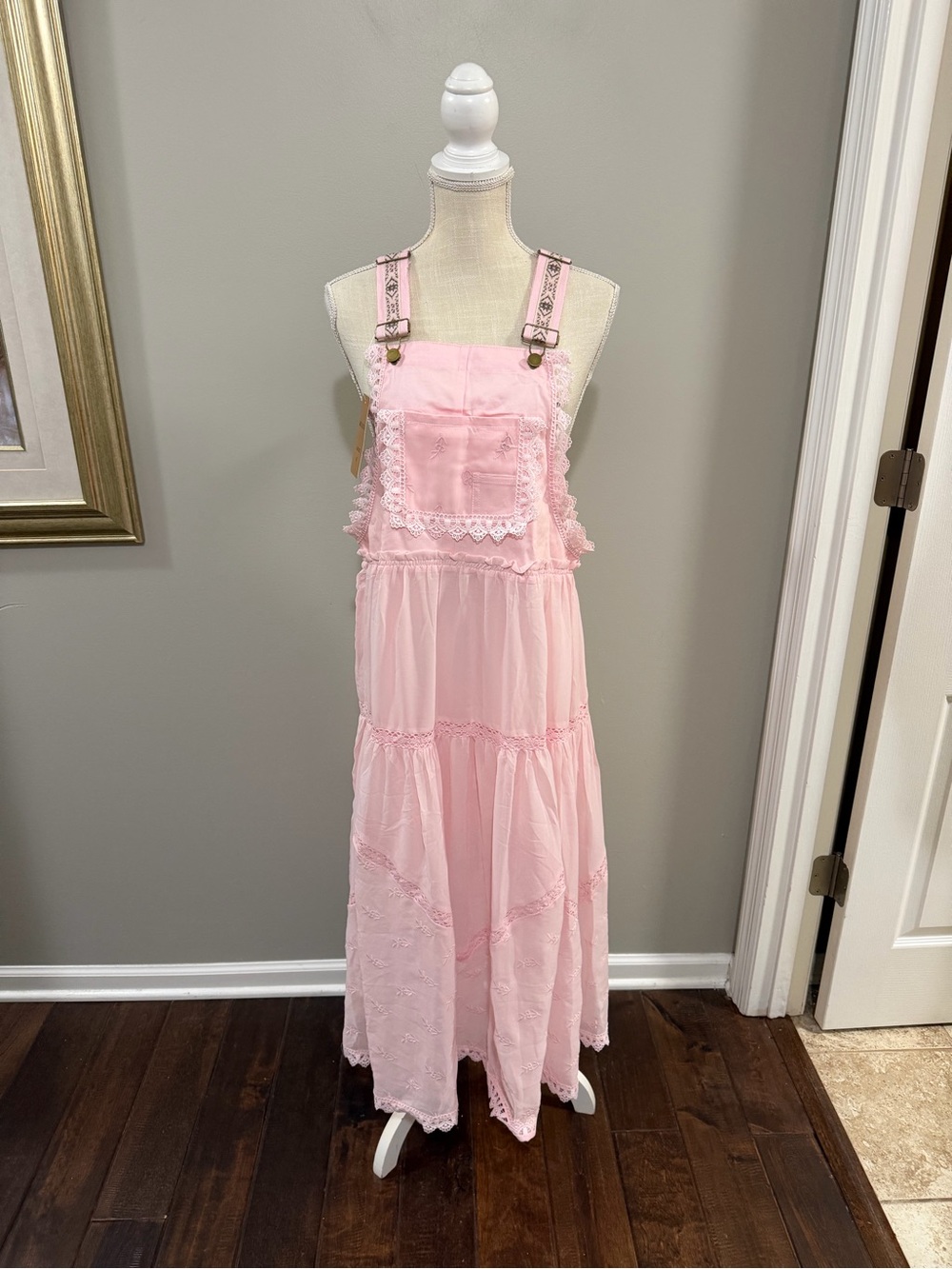 NWT UtCoco Pink Lace-Trim Maxi Pinafore Overall Dress. Size Small